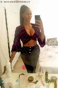 Bari Trans Paula Lucarely 327 27 72 495 foto selfie 7