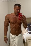 Alghero Boys Yonder 320 07 82 749 foto selfie 1
